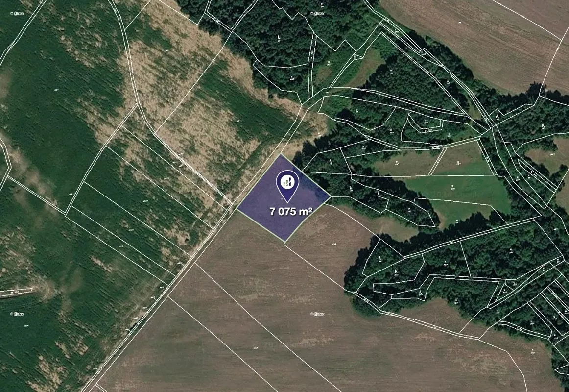 Prodej pole 7075 m²